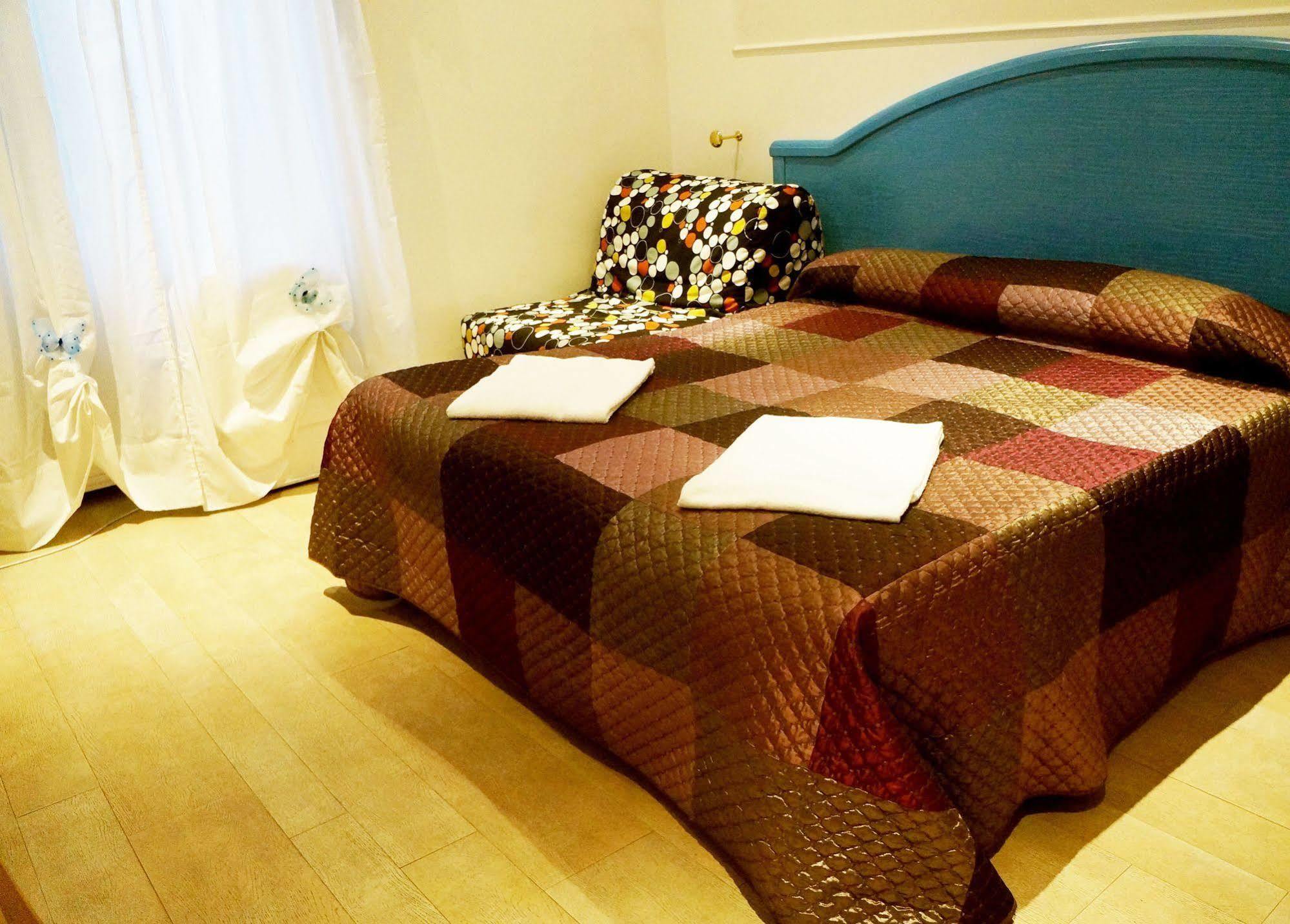 Casa Dell'Amicizia Bed & Breakfast Roma Dış mekan fotoğraf